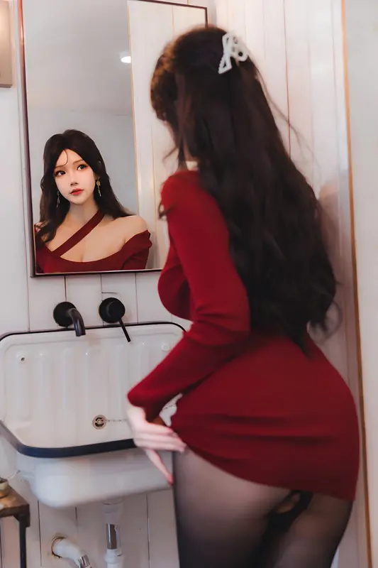 红裙黑丝小娇妻 - 雪晴Astra